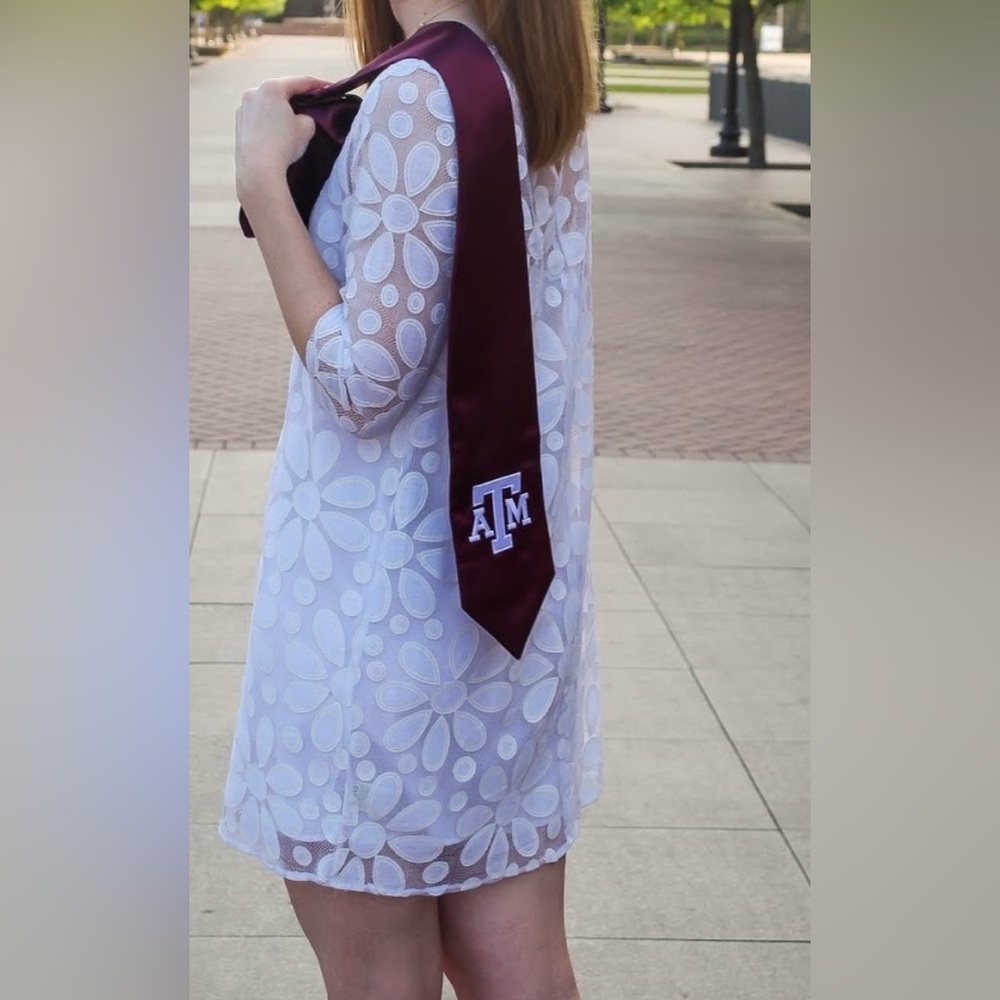 White daisy BB Dakota dress